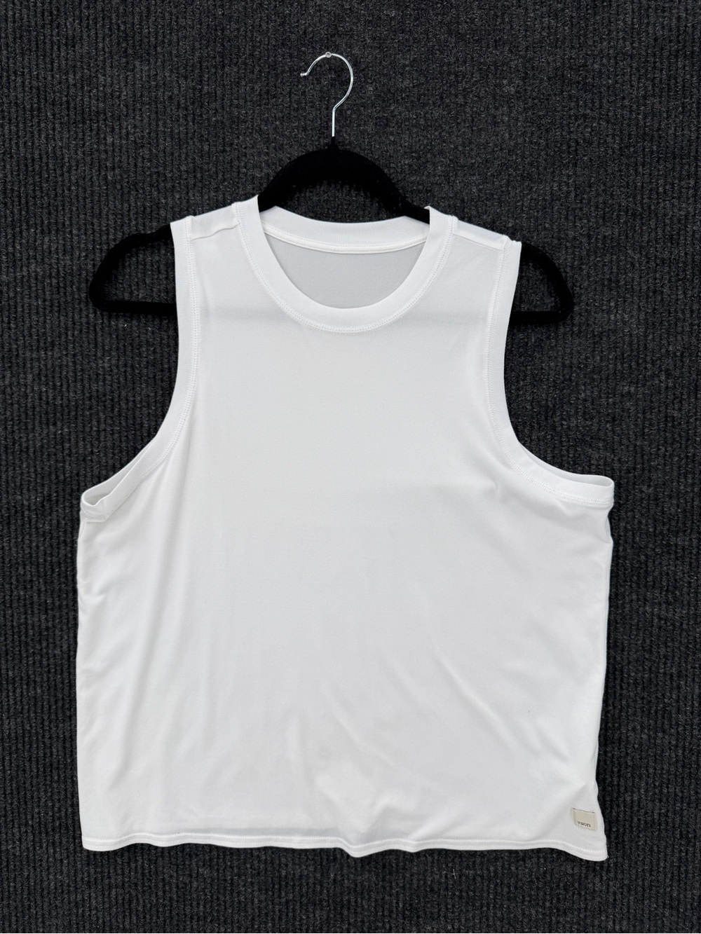 Vuori Energy Tank Long White VW1156 Size Large